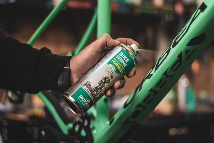 MOTOREX BIKE SHINE SPRAY 300ML 1 MOTOREX BIKE SHINE SPRAY 300ML