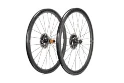 RUEDAS DE GRAVEL PROGRESS GR 40 2022